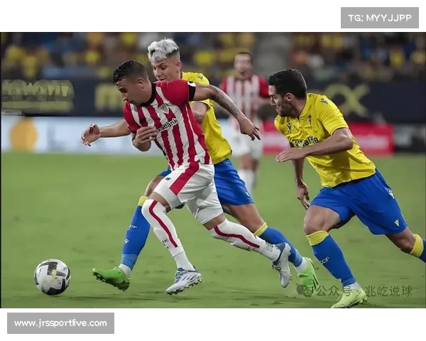 热那亚球迷盼新帅引领球队反弹，期待重返巅峰